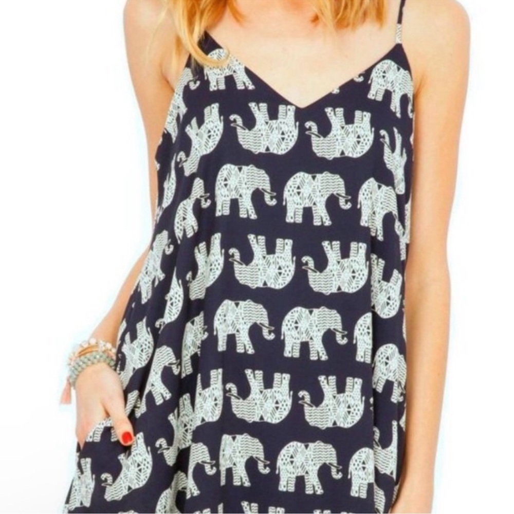 Peach Love California Dress Elephant Dress Navy Blue Size large lined
